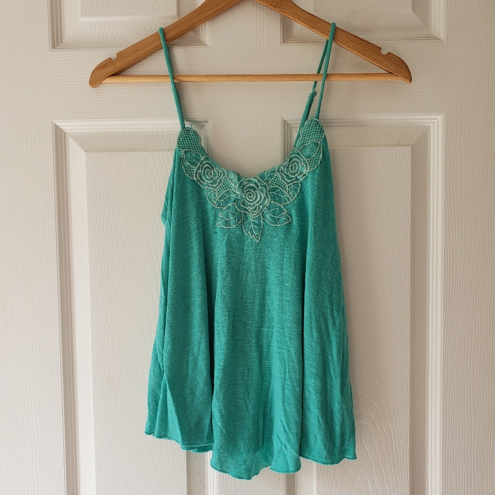 KIRRA Swing Tank